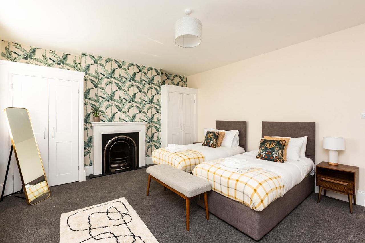 Stunning Seaside Apartment Over 3 Floors Near Margate Westgate-on-Sea Екстериор снимка