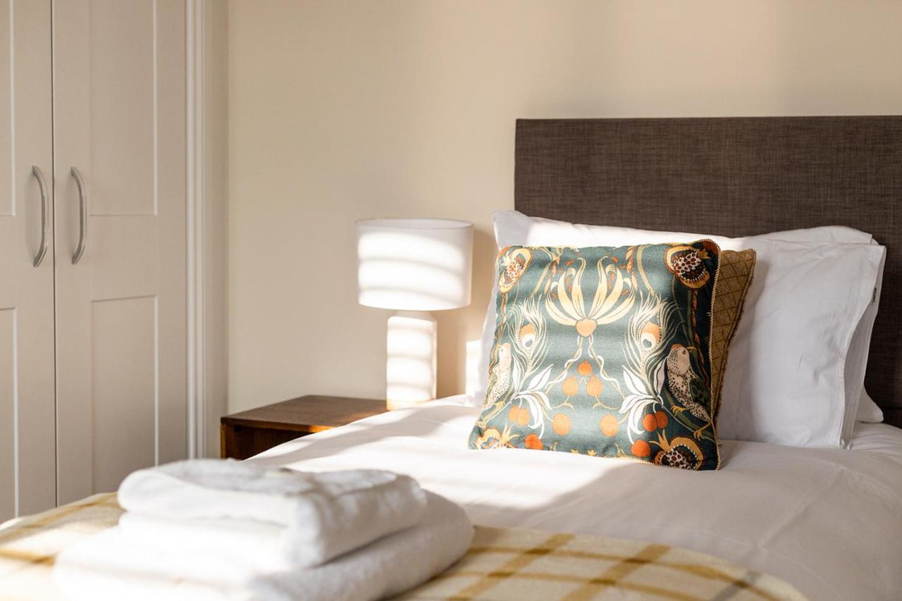 Stunning Seaside Apartment Over 3 Floors Near Margate Westgate-on-Sea Екстериор снимка