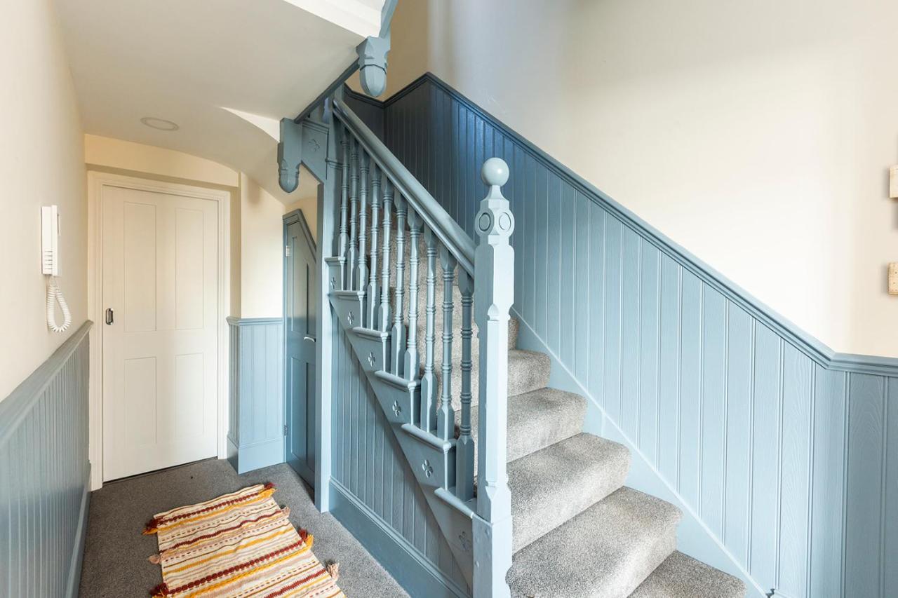 Stunning Seaside Apartment Over 3 Floors Near Margate Westgate-on-Sea Екстериор снимка